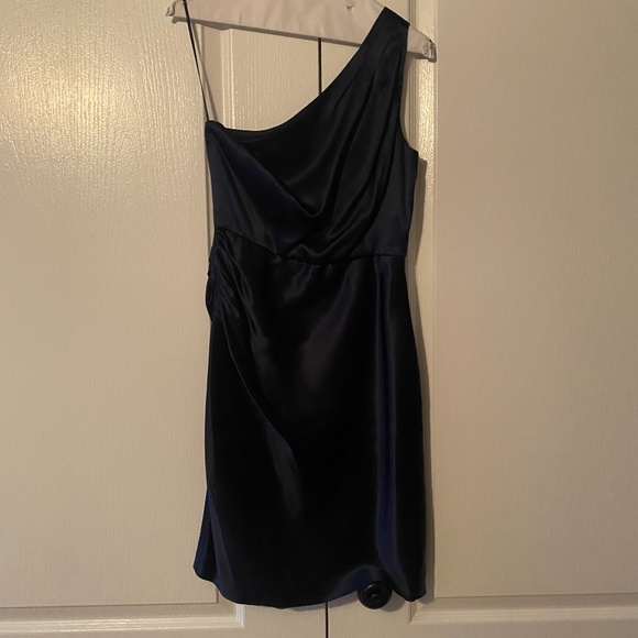 SOLD PRIVATELY - J Crew one shoulder silk dress - Picture 4 of 6